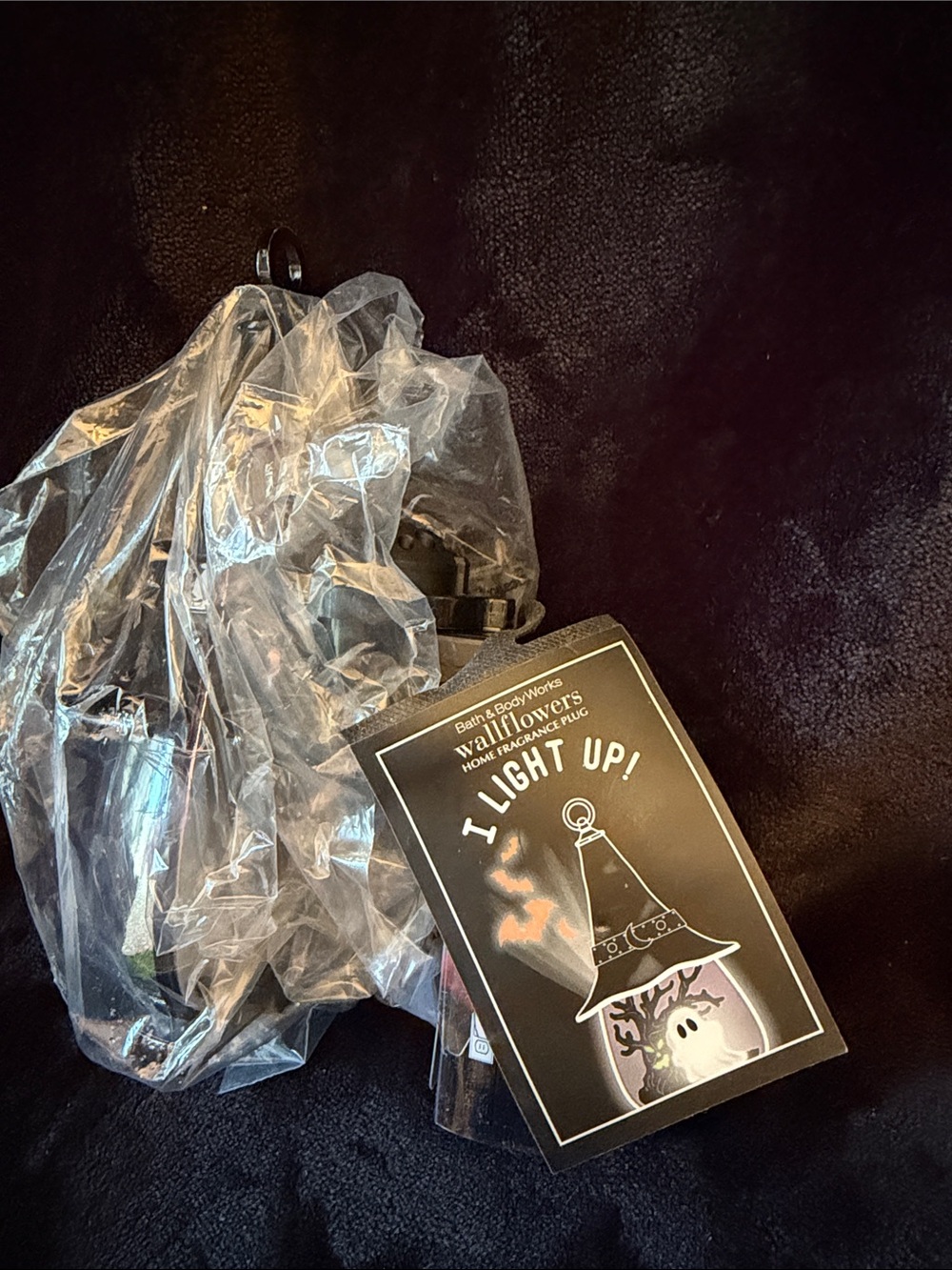 Bath & Body Works Black Wallflowers Plug-In Fragrance Warmer with Tag
